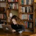 annie-spratt-4A1pj4_vClA-unsplash 1-min